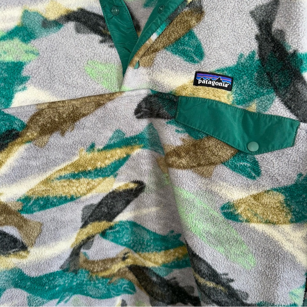 Patagonia Synchilla Snap-T Pullover Men's Size L Trout Tails Legend Green Fish - Picture 3 of 10